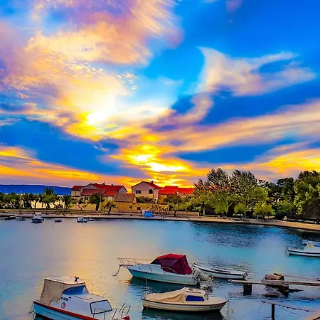 شقة Mendys Sea View Escape Near Split