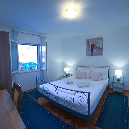 Apartman Mendy Sea View *